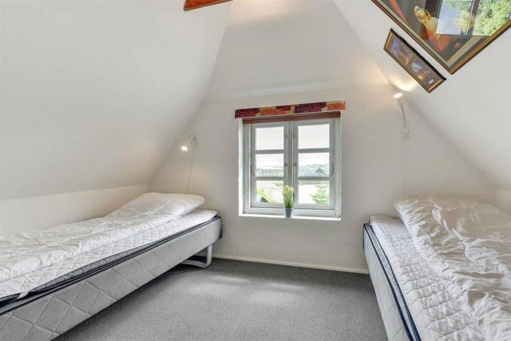 Thatched Holiday Home In Struer, Jutland With A View Eksteriør bilde